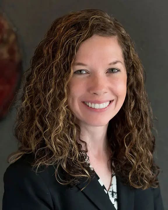 Laura Genovich Header